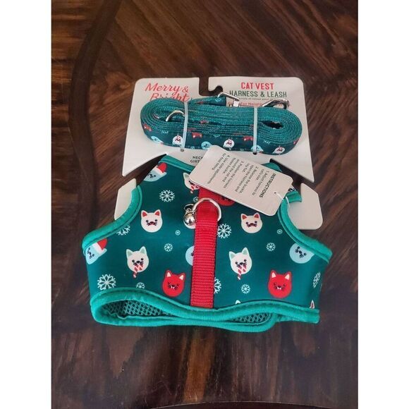 NWT MERRY AND BRIGHT CAT VEST AND HARNESS - Picture 1 of 6